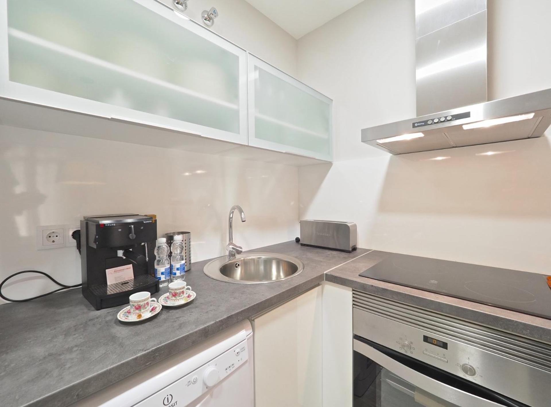 Barcelonaforrent Urban Town Suites Екстериор снимка